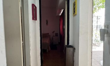 CASA 5 AMB. IDEAL 2 FAMILIAS O INVERSIÓN