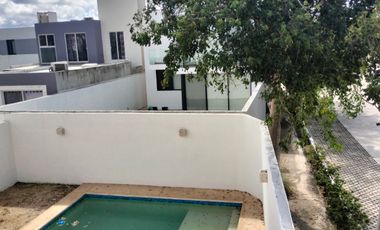 CASA 3 RECAMARAS EN ESQUINA, EN PRIVADA CON AMENIDADES A LA VENTA