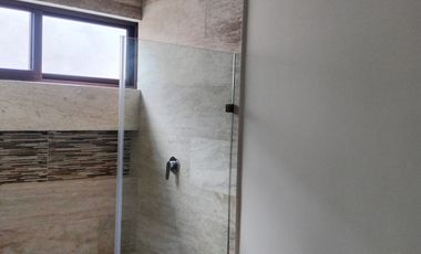 CASA 3 RECAMARAS EN ESQUINA, EN PRIVADA CON AMENIDADES A LA VENTA