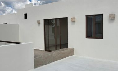 CASA 3 RECAMARAS, EN PRIVADA CON AMENIDADES A LA VENTA