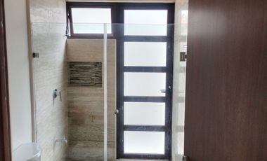 CASA 3 RECAMARAS, EN PRIVADA CON AMENIDADES A LA VENTA