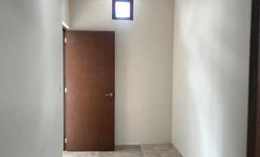 CASA 3 RECAMARAS, EN PRIVADA CON AMENIDADES A LA VENTA