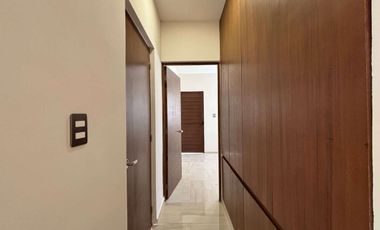 CASA EN VENTA EN PRIVADA PARQUE NATURA, CHOLUL