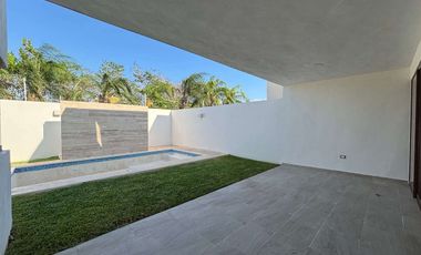 CASA EN VENTA EN PRIVADA PARQUE NATURA, CHOLUL