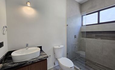 CASA VENTA MÉRIDA,  PRIV. PARQUE NATURA CHOLUL, CIRUELA 202.