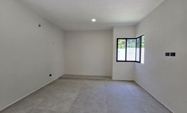 CASA VENTA MÉRIDA,  PRIV. PARQUE NATURA CHOLUL, CIRUELA 202.