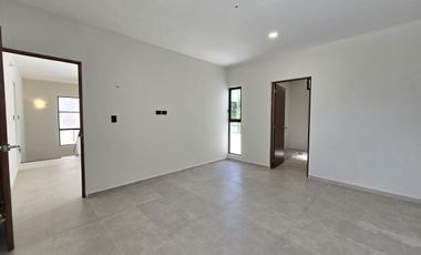 CASA VENTA MÉRIDA,  PRIV. PARQUE NATURA CHOLUL, CIRUELA 202.