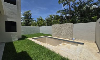 CASA VENTA MÉRIDA,  PRIV. PARQUE NATURA CHOLUL, CIRUELA 202.