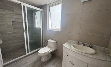 CASA EN RENTA EN BOSQUES DE ECHEGARAY, NAUCALPAN DE JUÁREZ