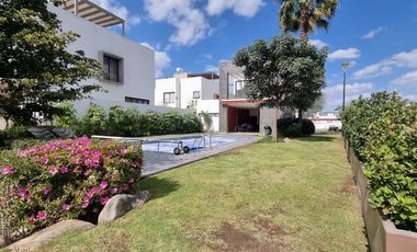 Casa en Venta Coto Santillana Solares