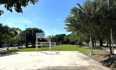 Amplia Casa de 4 recámaras y Piscina en Privada con Amenidades