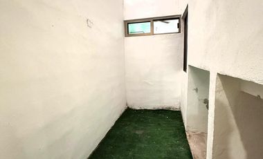 Amplia Casa de 4 recámaras y Piscina en Privada con Amenidades