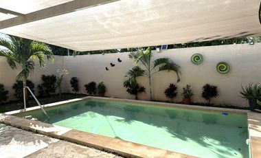 Amplia Casa de 4 recámaras y Piscina en Privada con Amenidades