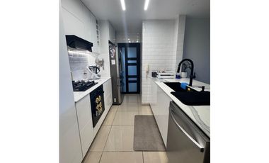 Remate: Venta de Apartamento en Parque Lefevre, PH Mirador del Golf