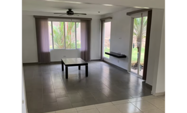 VILLA LUCRE / VILLA DE LAS AZORES / 420M / 3 HABITACION / 2 NIVELES