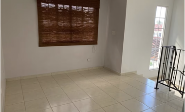 VILLA LUCRE / VILLA DE LAS AZORES / 420M / 3 HABITACION / 2 NIVELES