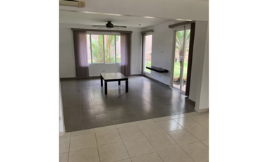 VILLA LUCRE / VILLA DE LAS AZORES / 420M / 3 HABITACION / 2 NIVELES