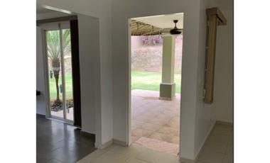 VILLA LUCRE / VILLA DE LAS AZORES / 420M / 3 HABITACION / 2 NIVELES