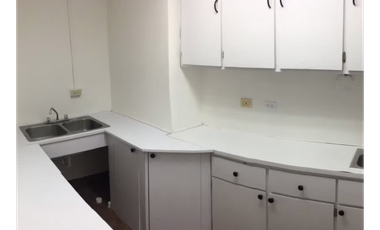 OBARRIO / PLAZA EJECUTIVA / 78M / DIVISIONES / PISO MEDIO / SOBRE VIA