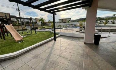 AALUILER DE CASA PH VISTA DEL LAGO LAS CUMBRES TERRENO AMPLIO VV