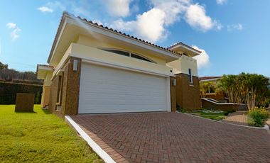 CASA EN ALQUILER TUCAN COUNTRY CLUB