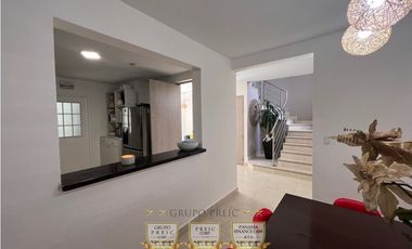 Alquiler Casa Reserva de Versalles Modelo Marsella 232 mts2