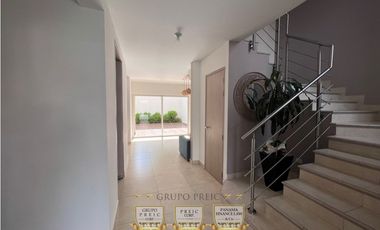 Alquiler Casa Reserva de Versalles Modelo Marsella 232 mts2