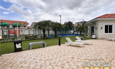 Alquiler Casa Reserva de Versalles Modelo Marsella 232 mts2