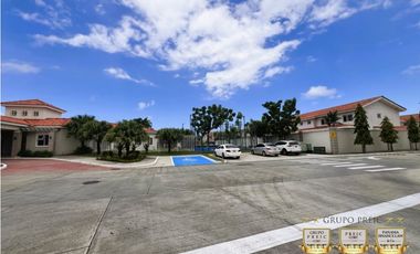 Alquiler Casa Reserva de Versalles Modelo Marsella 232 mts2