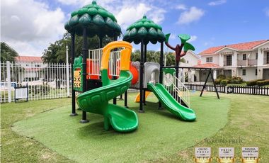 Alquiler Casa Reserva de Versalles Modelo Marsella 232 mts2