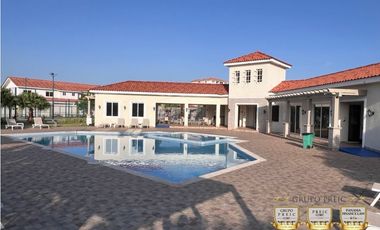 Alquiler Casa Reserva de Versalles Modelo Marsella 232 mts2