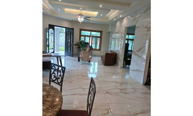 VENDO.CASA DE 4AMPLIAS.HABITACIONES.BQT