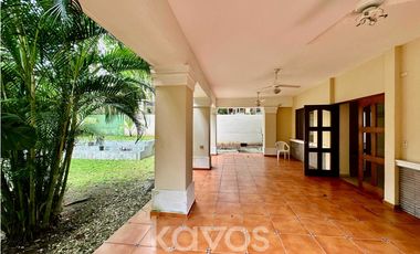 CASA EN VENTA - CAMINO DE CRUCES - CLAYTON