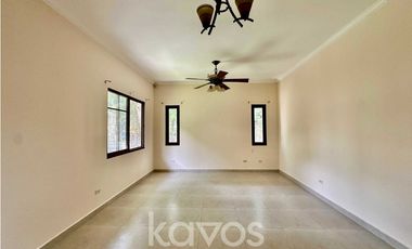 CASA EN VENTA - CAMINO DE CRUCES - CLAYTON