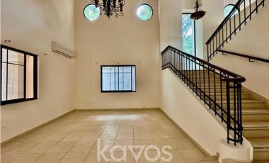 CASA EN VENTA - CAMINO DE CRUCES - CLAYTON