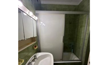 Departamento 3 ambientes con baulera Rivadavia 2400