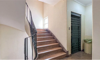 Departamento 3 ambientes con baulera Rivadavia 2400