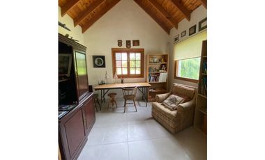 Hermosa casa frente al golf. Cerca del mar