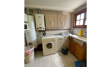 Hermosa casa frente al golf. Cerca del mar