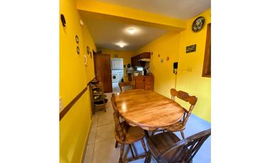 Hermosa casa frente al golf. Cerca del mar