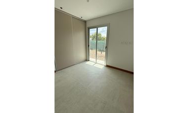 INKASA INMOBILIARIA - VENDE CASA EN BARRIO PRIVADO VIEYTES