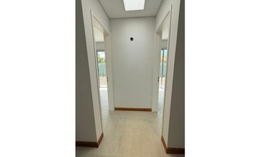 INKASA INMOBILIARIA - VENDE CASA EN BARRIO PRIVADO VIEYTES