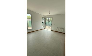 INKASA INMOBILIARIA - VENDE CASA EN BARRIO PRIVADO VIEYTES