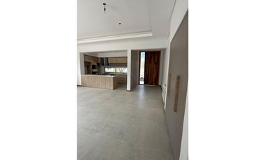 INKASA INMOBILIARIA - VENDE CASA EN BARRIO PRIVADO VIEYTES