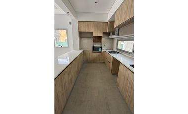 INKASA INMOBILIARIA - VENDE CASA EN BARRIO PRIVADO VIEYTES