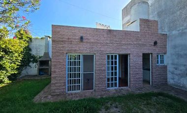Casa para 2 Familias en venta en Wilde