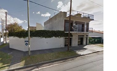 Casa para 2 Familias en venta en Wilde