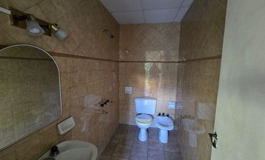 Casa para 2 Familias en venta en Wilde