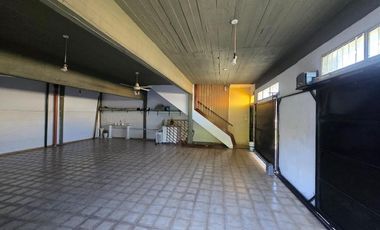 Casa para 2 Familias en venta en Wilde