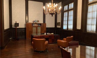 AV.BELGRANO 2800,VENTA CASA  DE GRAN VALOR ARQ!!!!